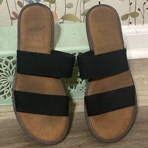 💎 (4/$30) Sz 8 Mad Love Black Double-Strap Slide Sandals